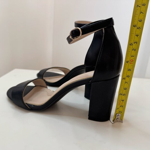 Kelly & Katie Block Heel Black Sandal Size 6.5 - Picture 9 of 9